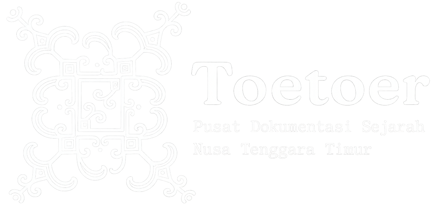 toetoer logo with traditional ornamental design
